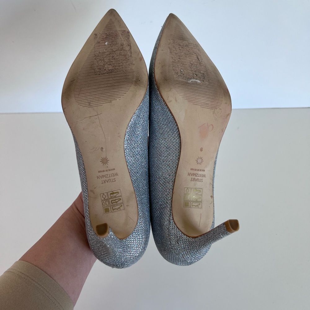 Stuart Weitzman Women's Dancer 75 Heel Pump in Silver Glitter - Picture 8 of 9